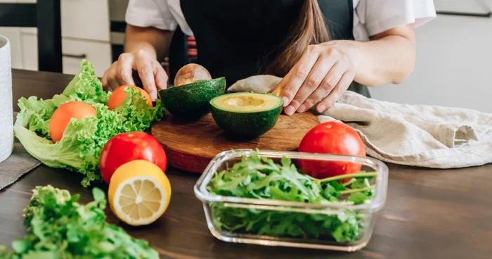 Egészséges alapanyagok előkészítése – tudatos táplálkozás a mindennapokban és táplálkozási tévhitek